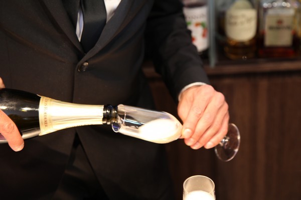 S&eacute;jour de 4 nuits Minimum: Petit-d&eacute;jeuner & Champagne offert